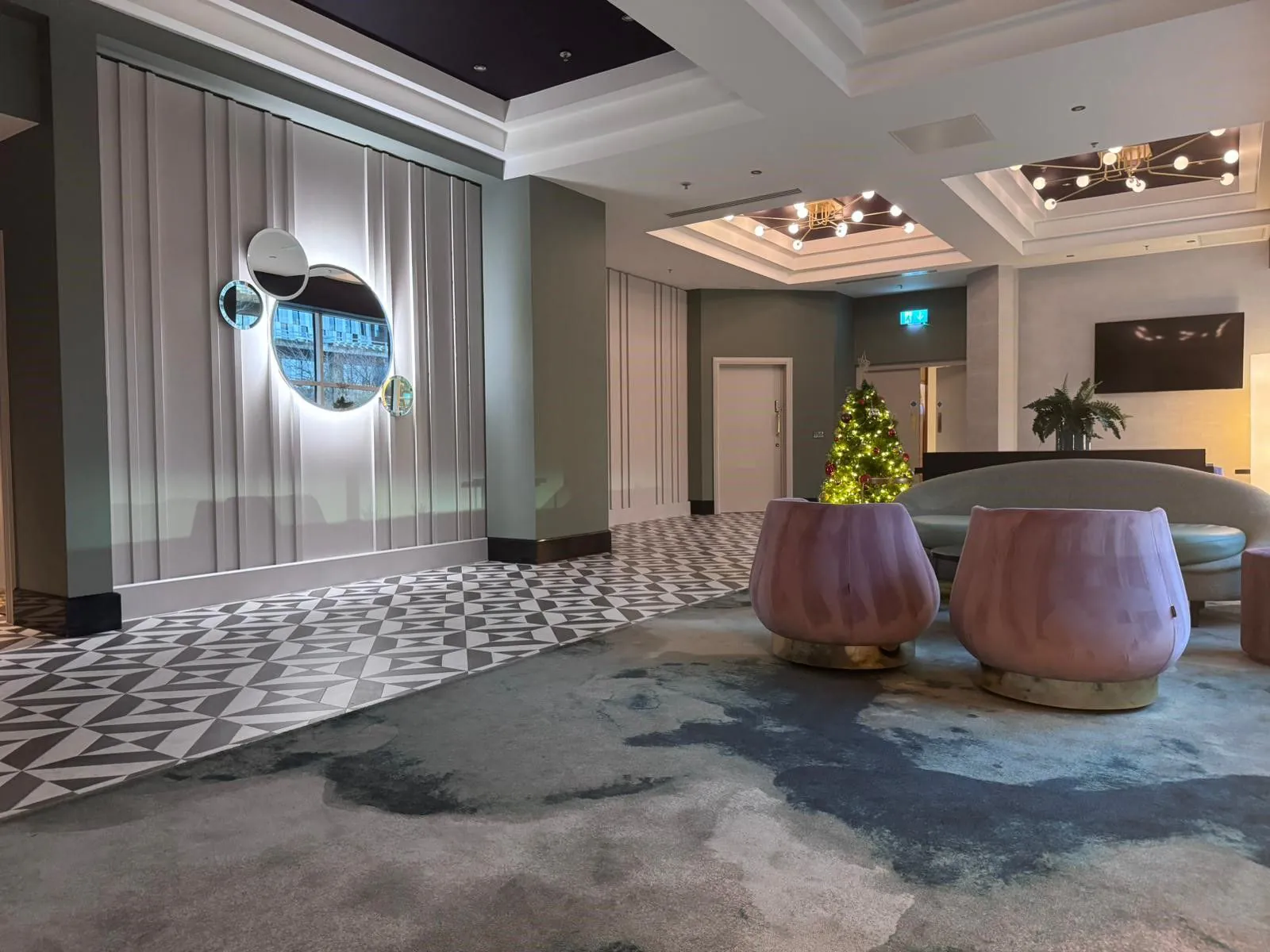 Hilton Glasgow Custom Furniture